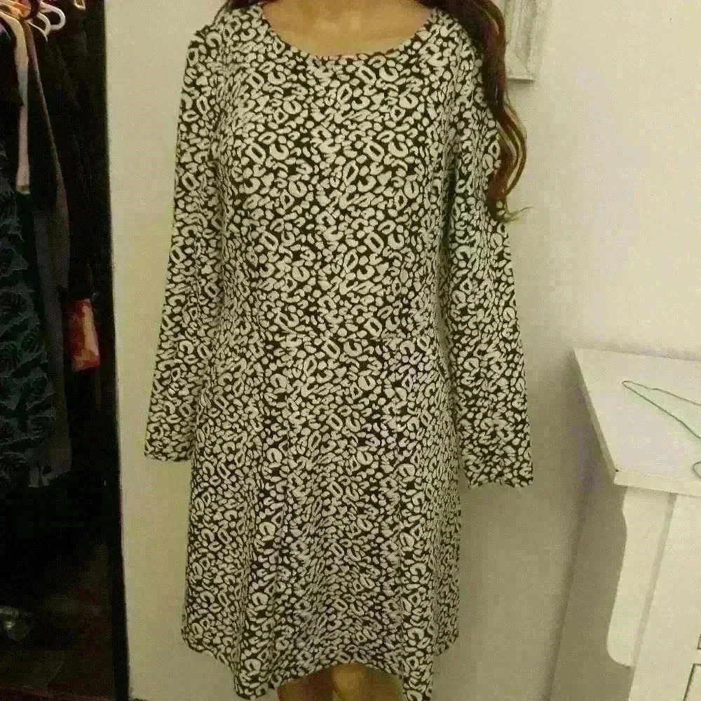 H&M  Printed dress in good condition